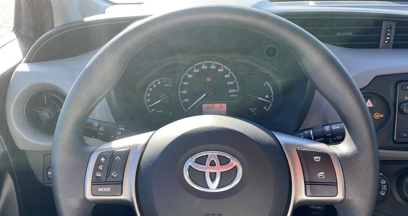 Toyota Yaris cena 49900 przebieg: 5706, rok produkcji 2020 z Bochnia małe 379